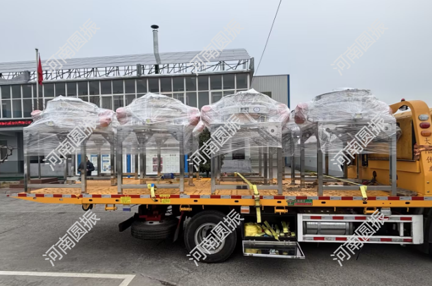 湖南省8臺直排篩裝車，準備發(fā)貨